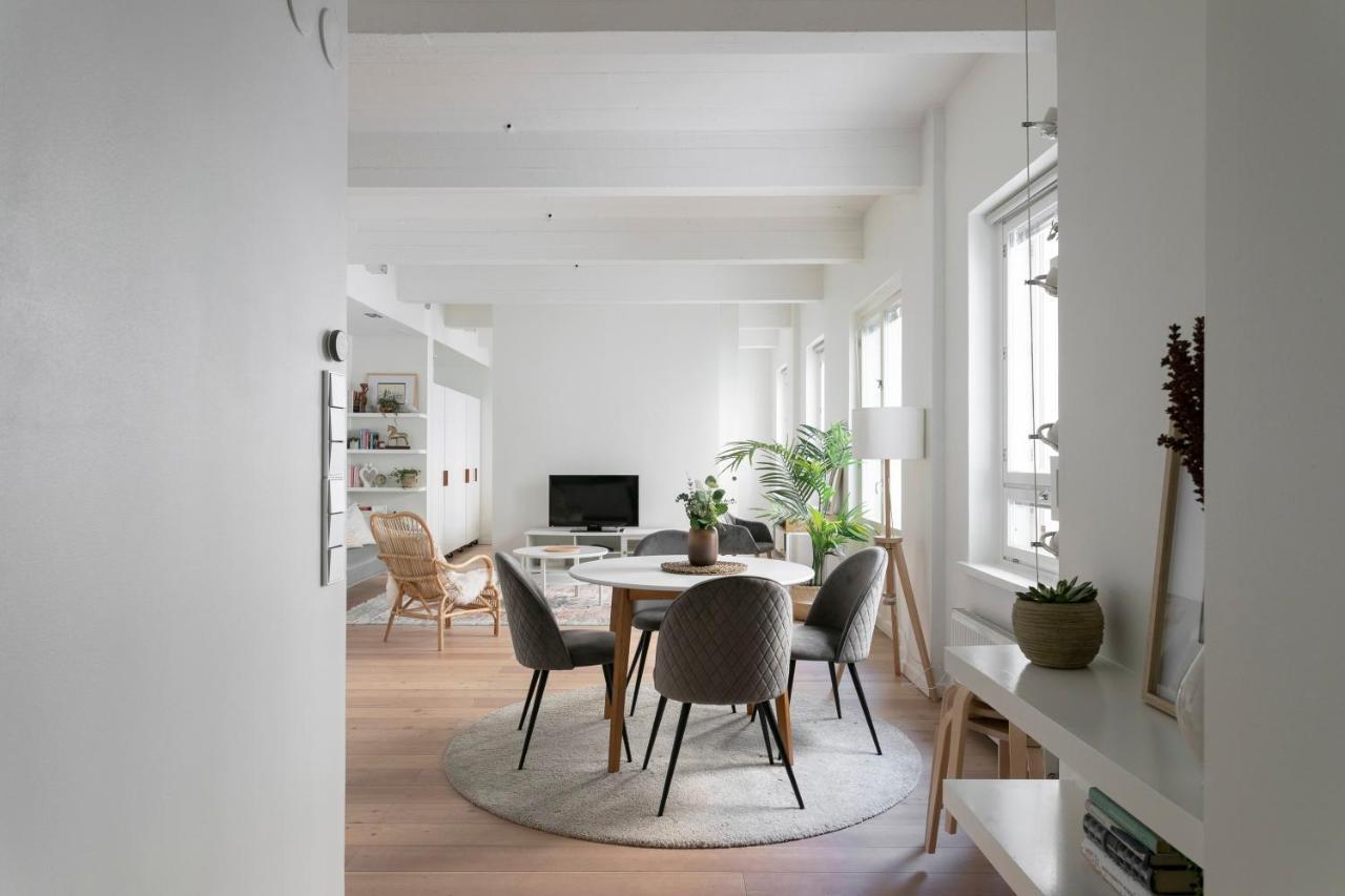 2Ndhomes Loft Apartment With Spa & Balcony By The White Church Helsinki Eksteriør billede